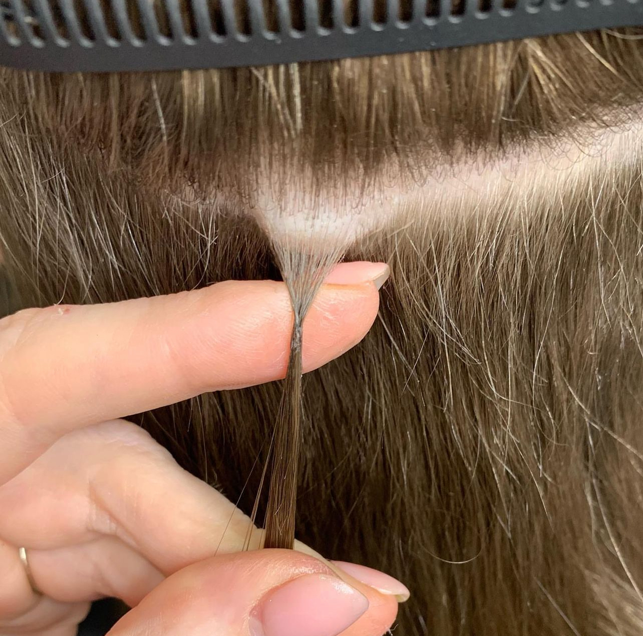 Ice-Gel-Technik Haarverlängerung mit kleinen, kaum spürbaren Kapseln